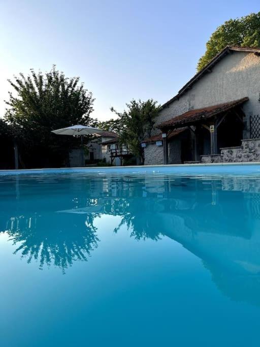 Saint-Romain  Entire Apartment With Swimming Pool Near Aubeterre מראה חיצוני תמונה